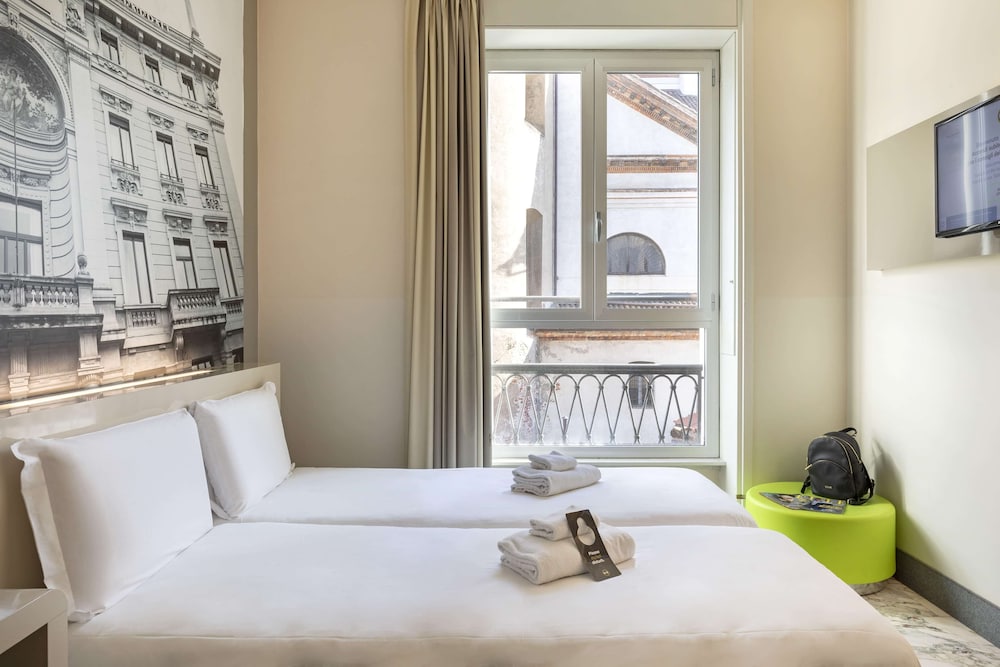 Фото B&b Hotel Milano Sant'Ambrogio