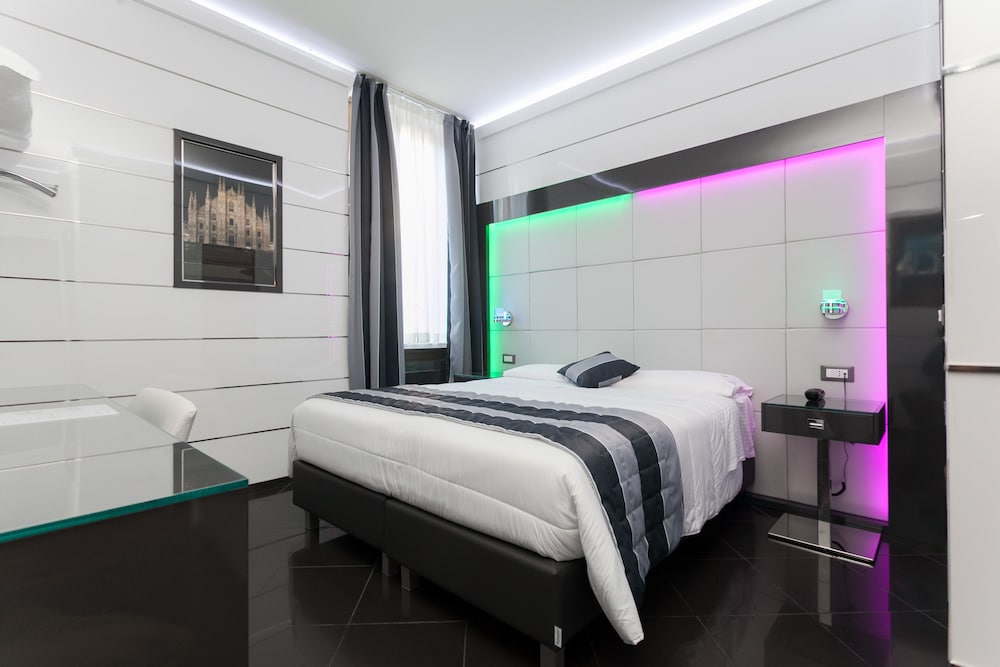 Фото Hotel Fiorella Milano