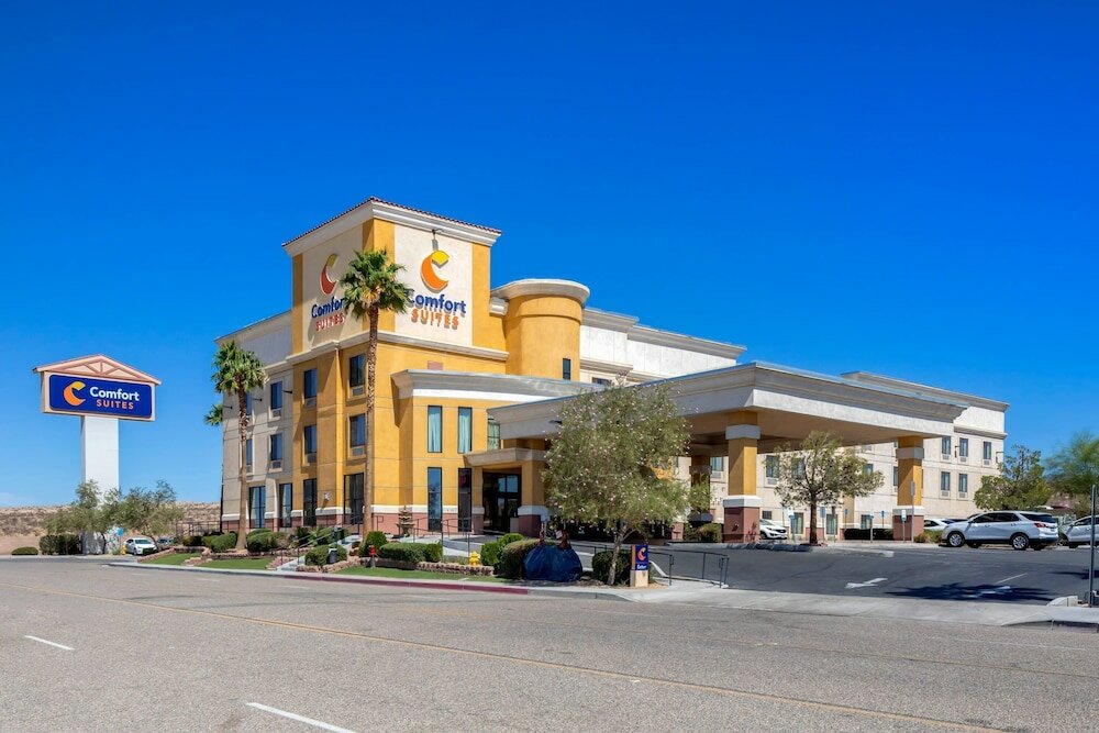 Фото Comfort Suites Barstow near I-15