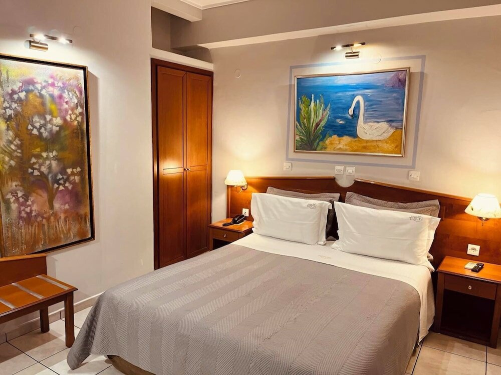 Фото Hotel Triton