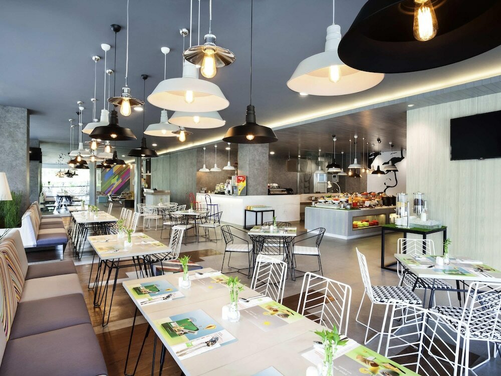 Фото Ibis Styles Jakarta Sunter