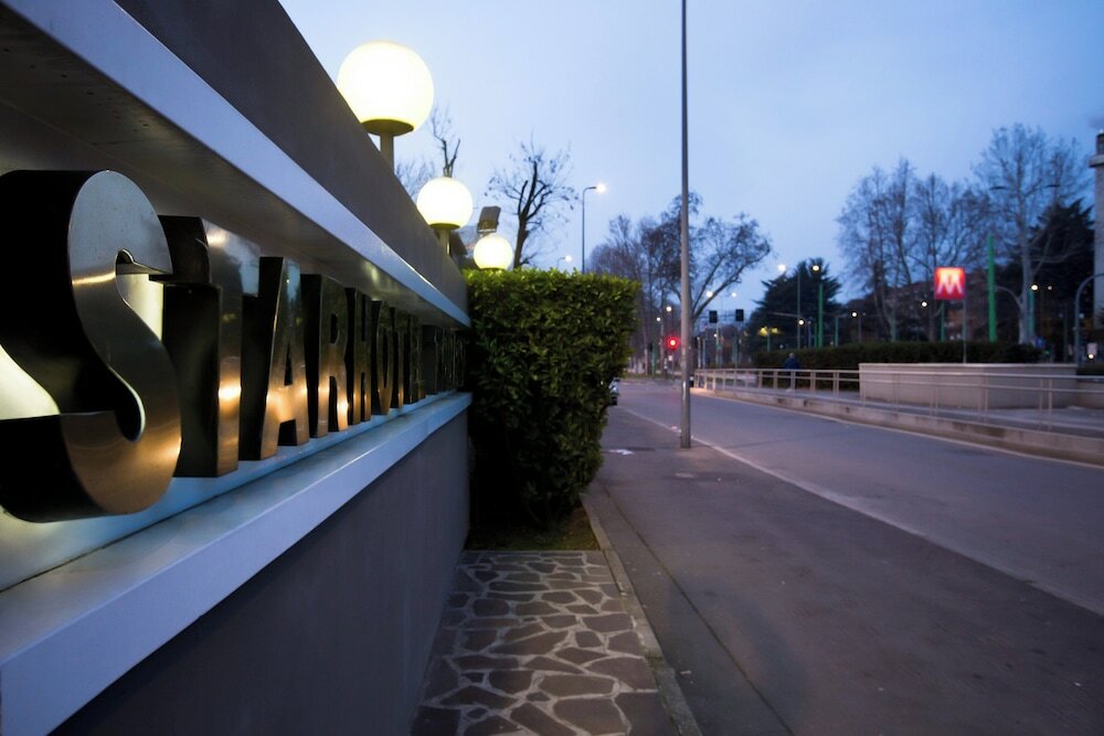 Фото Starhotels Tourist