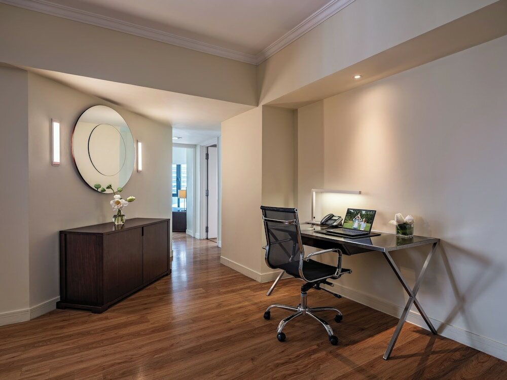 Фото Somerset Grand Hanoi