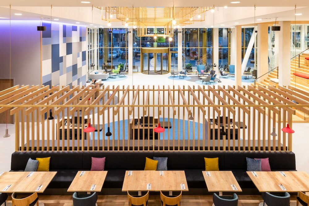 Фото Holiday Inn Express Amsterdam - North Riverside