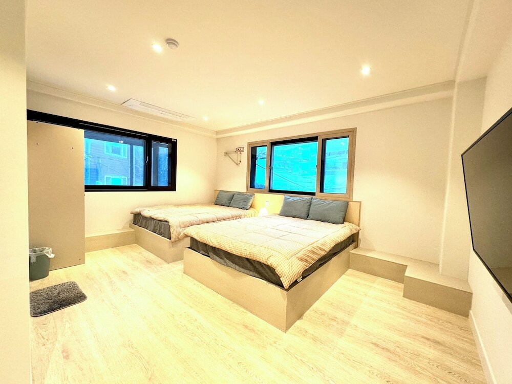 Фото Namsan Forest Myeongdong Station