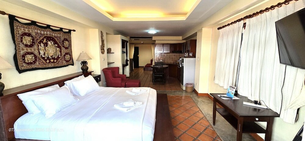 Фото Nirvana Boutique Suites 