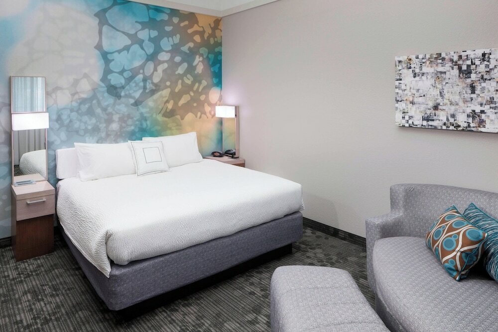 Фото Courtyard by Marriott Pensacola