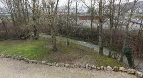 Гостиница Symp'hotel в Ла-Туре-дю-Пене