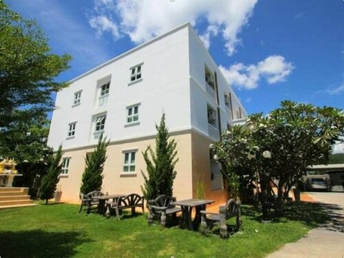 Baan Ton Mai Apartment