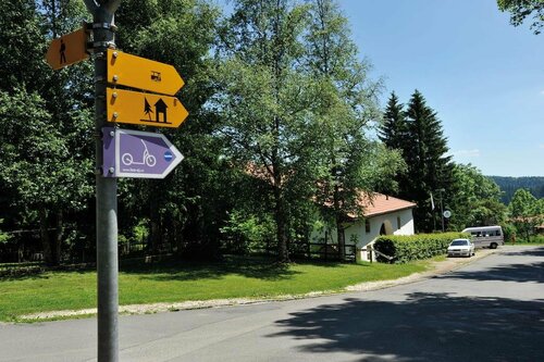 Гостиница Le Bémont Youth Hostel в Монбельаре