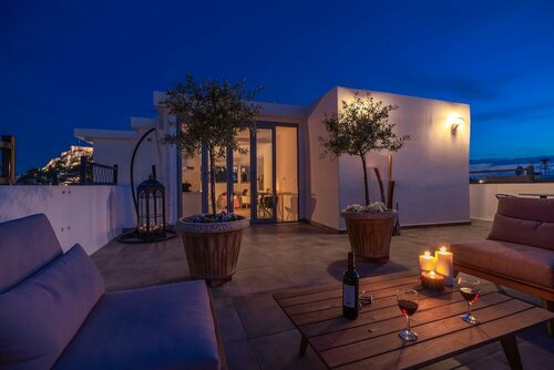 Mythos Luxury Suites