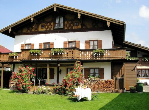 Гостиница Mammhofer Suite & Breakfast в Обераммергау