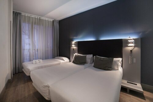 Гостиница Petit Palace Plaza España в Мадриде