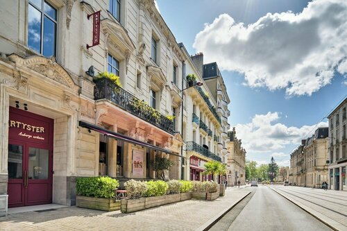 Гостиница The Originals City, Hôtel Artyster, Le Mans в Ла-Флеше
