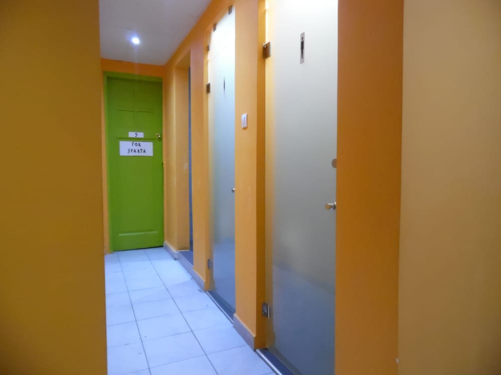 Zeus Hostel - 20