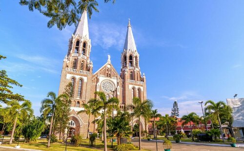Гостиница Sedona Hotel Yangon в Янгоне