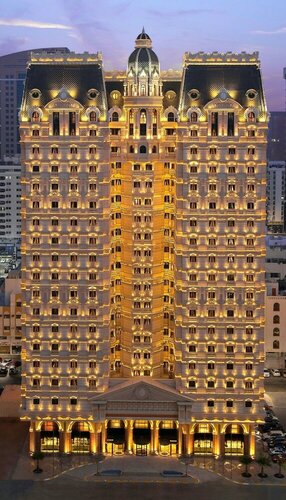 Гостиница Royal Rose Abu Dhabi, a Curio Collection by Hilton Affiliated Hotel в Абу-Даби