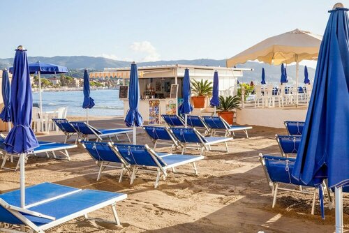Гостиница Hotel Moresco в Диано-Марине