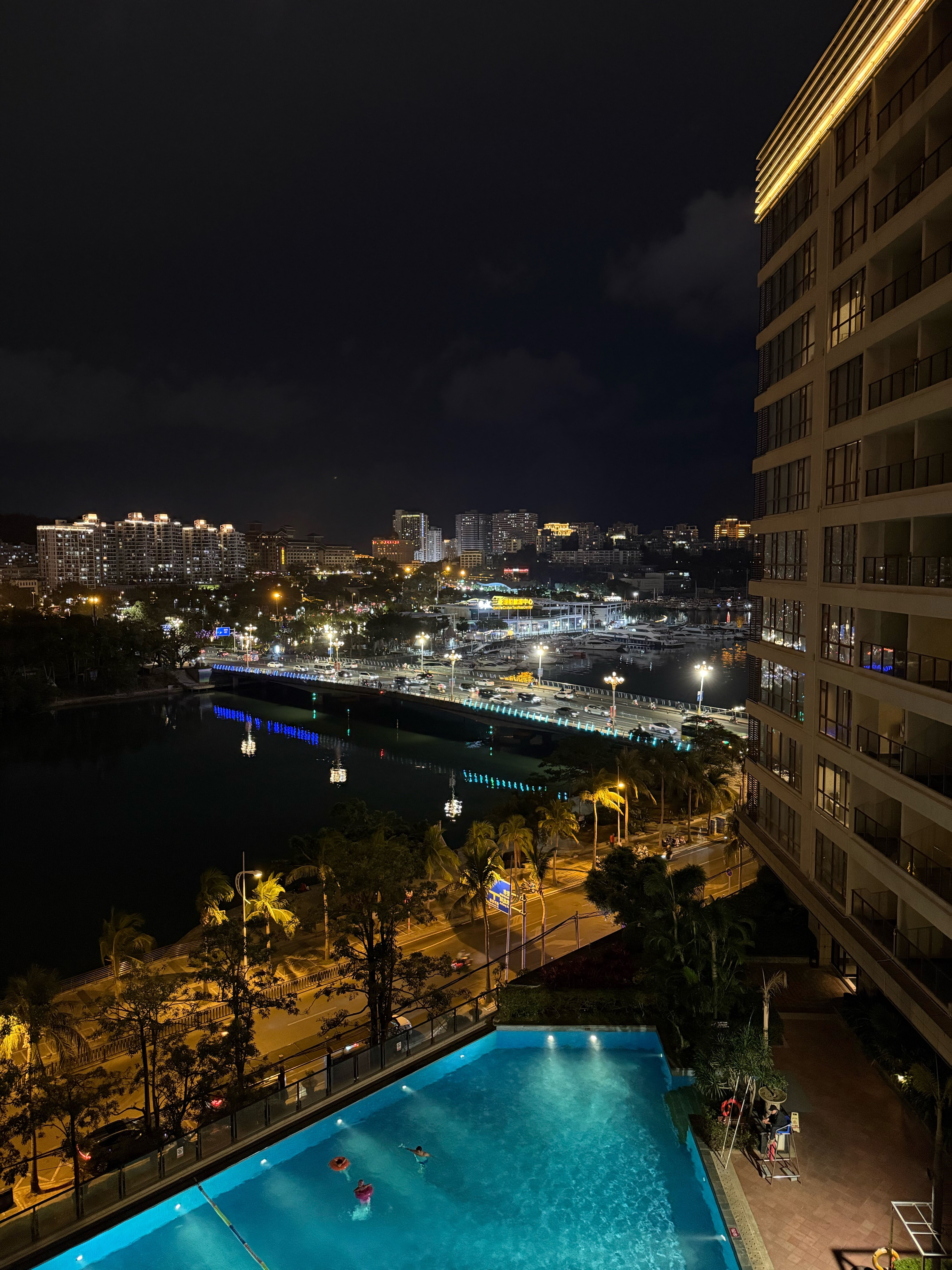 Фото Crowne Plaza Sanya City Center, an Ihg Hotel