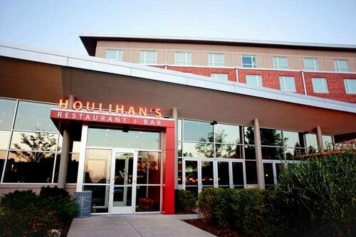 Гостиница I Hotel And Conference Center в Шампейне