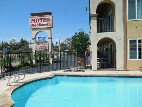 Гостиница Mediteran Motel в Эскондидо