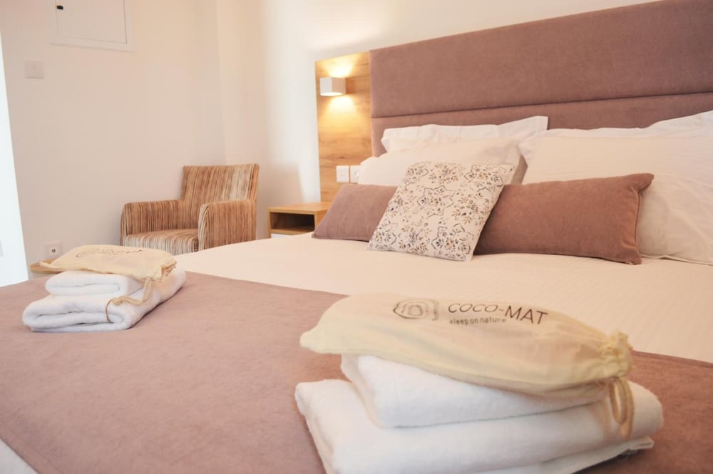 Фото Hypnos Boutique Hotel