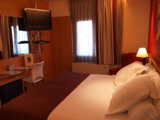 Фото Platjador Hotel