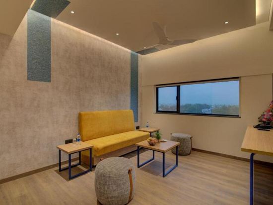 Фото 7 Apple Hotel Nashik