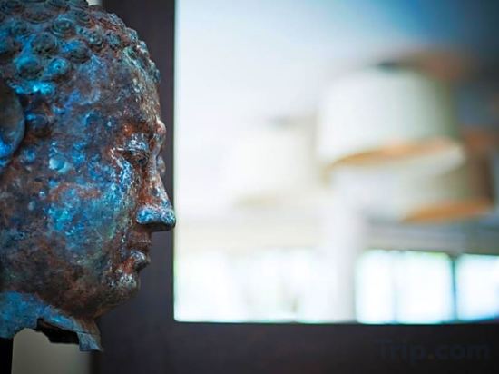 Фото Bristol Hotel Frankfurt