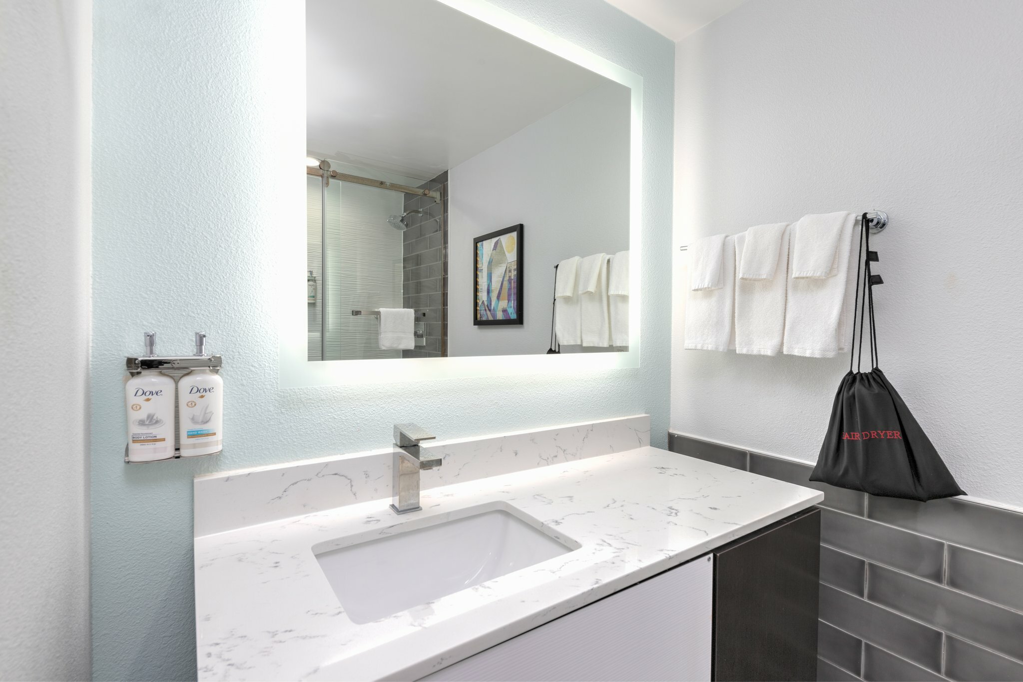 Фото Holiday Inn Express Dallas Downtown, an Ihg Hotel