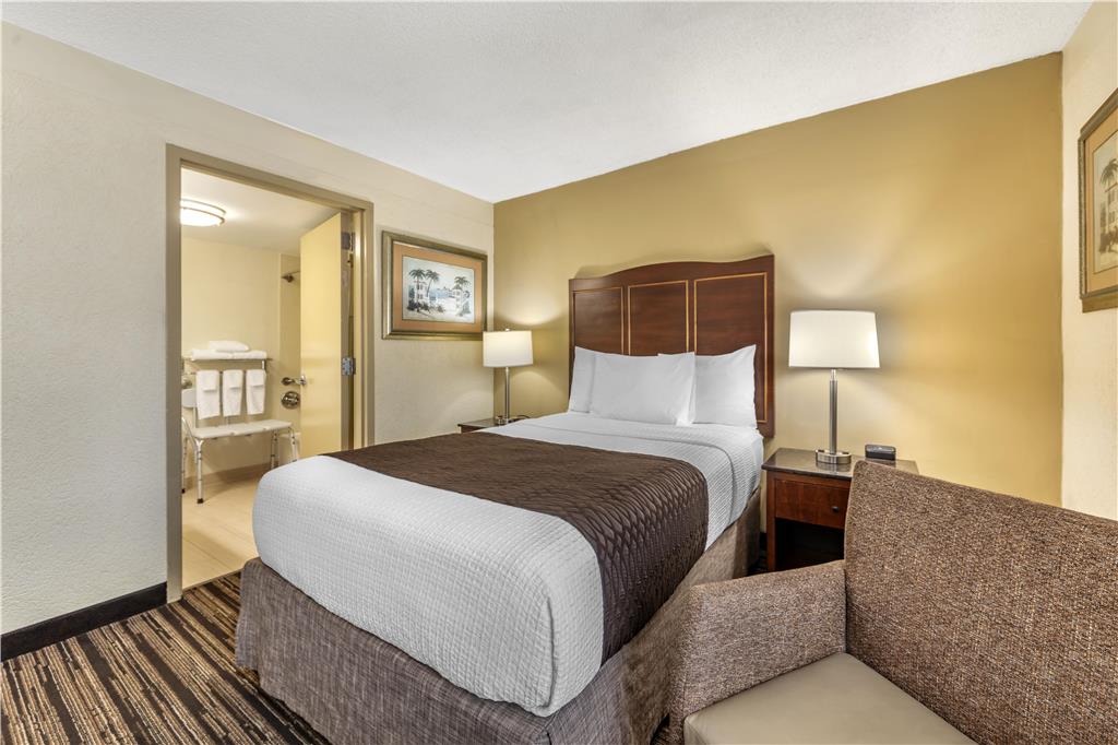 Фото Best Western Plus North Miami/Bal Harbour