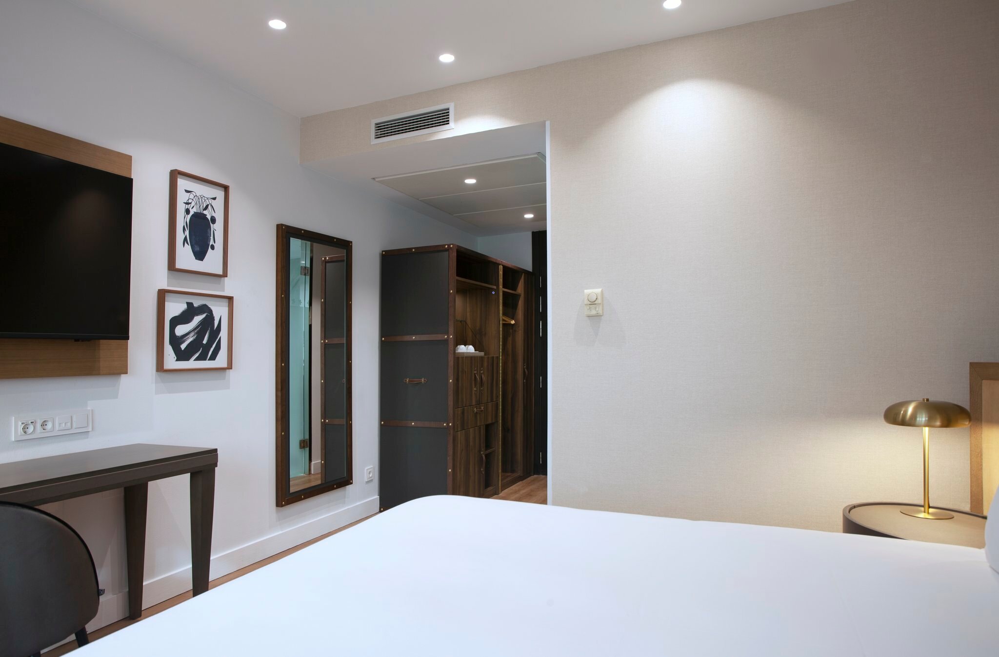 Фото Holiday Inn Madrid - Las Tablas, an Ihg Hotel