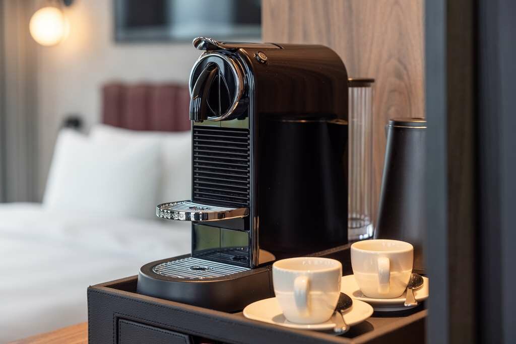 Фото Radisson Blu Hotel At Porsche Design Tower Stuttgart