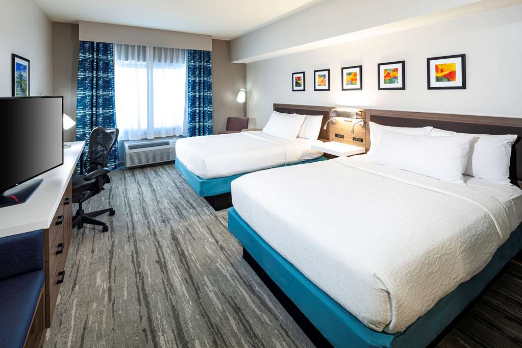 Фото Hilton Garden Inn San Diego/Rancho Bernardo