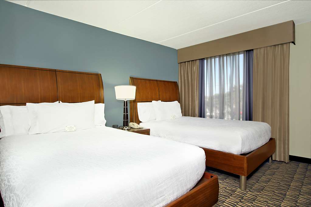 Фото Hilton Garden Inn Austin Nw/Arboretum