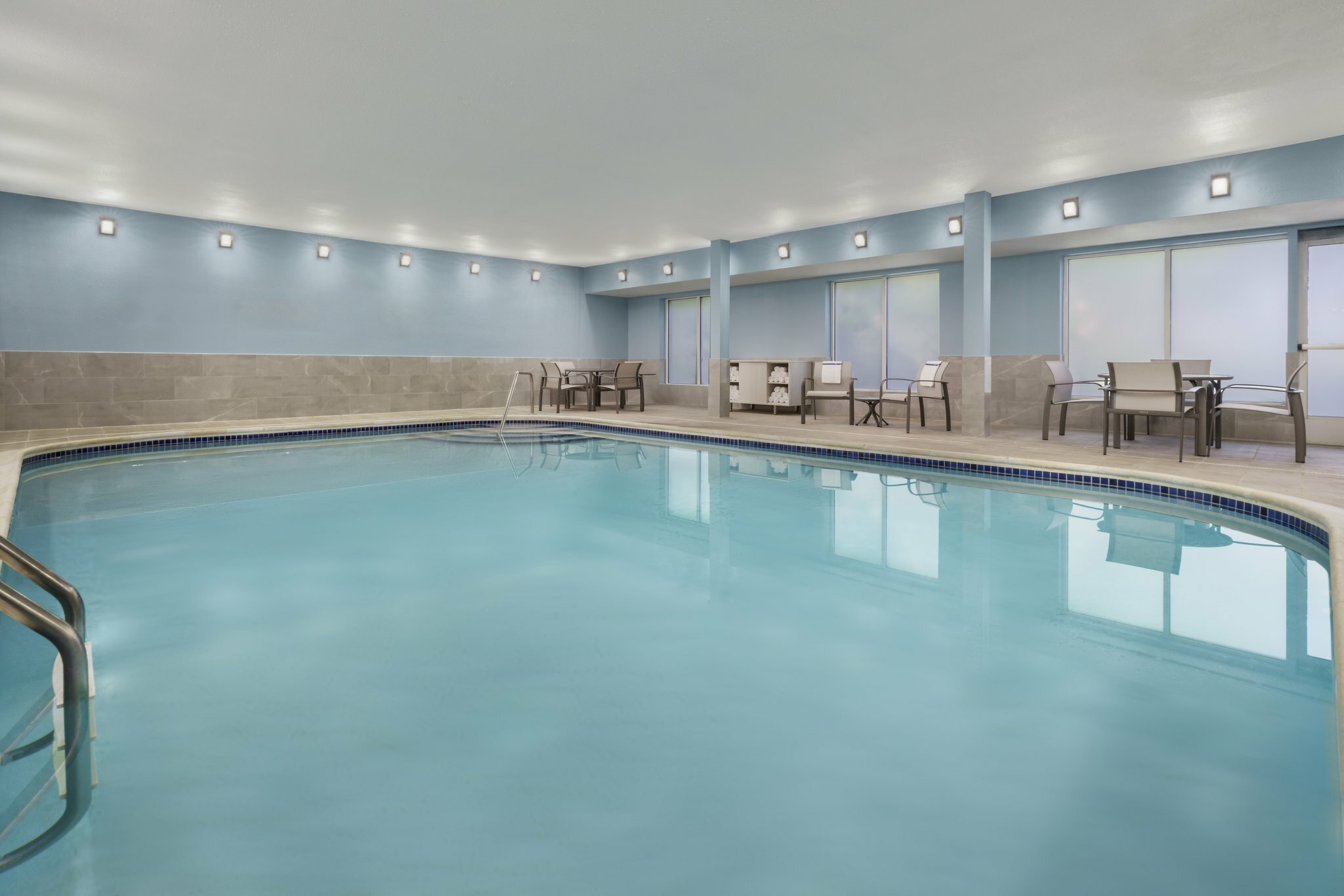 Фото Holiday Inn Express Rochester Ne- Irondequoit, an Ihg Hotel