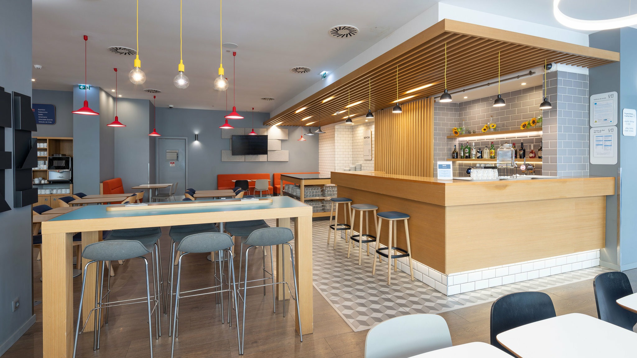 Фото Holiday Inn Express Porto City Center, an Ihg Hotel