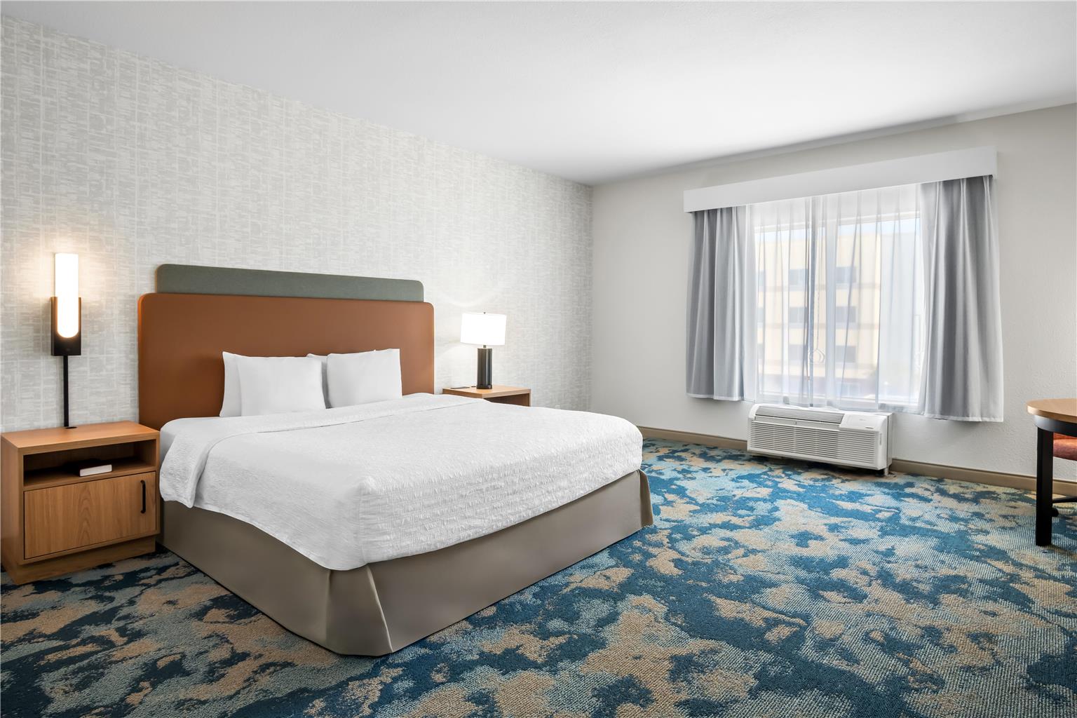 Фото Hampton Inn & Suites Waxahachie