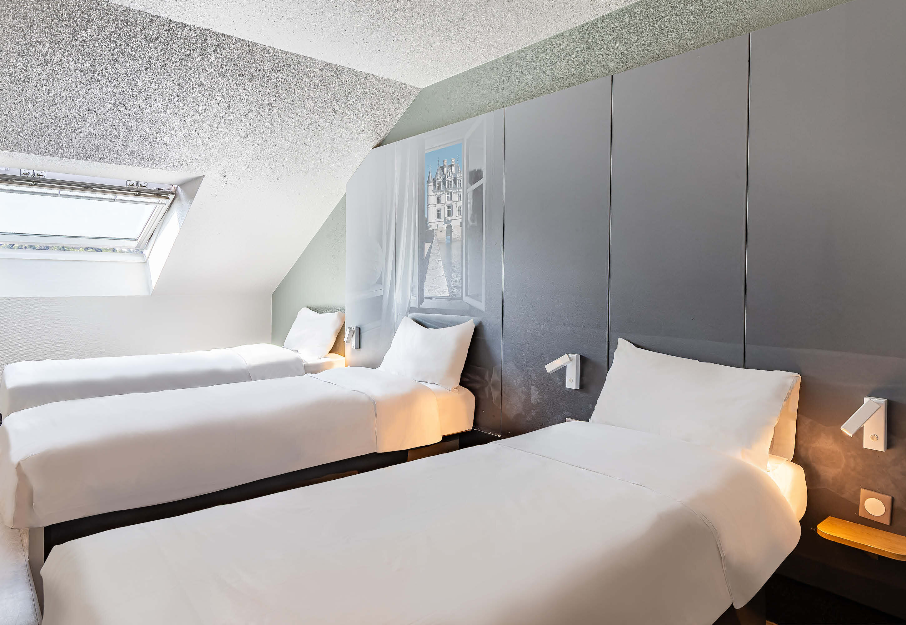 Фото B&b Hotel Tours Parc Expo St Avertin