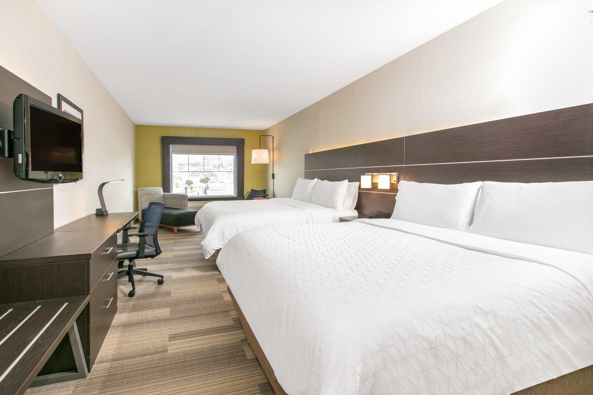Фото Holiday Inn Express Hotel & Suites Seaside-Convention Center, an Ihg Hotel