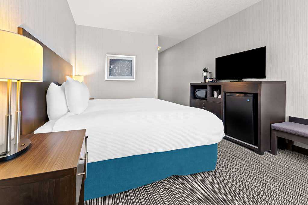 Фото Best Western Plus Airdrie Gateway