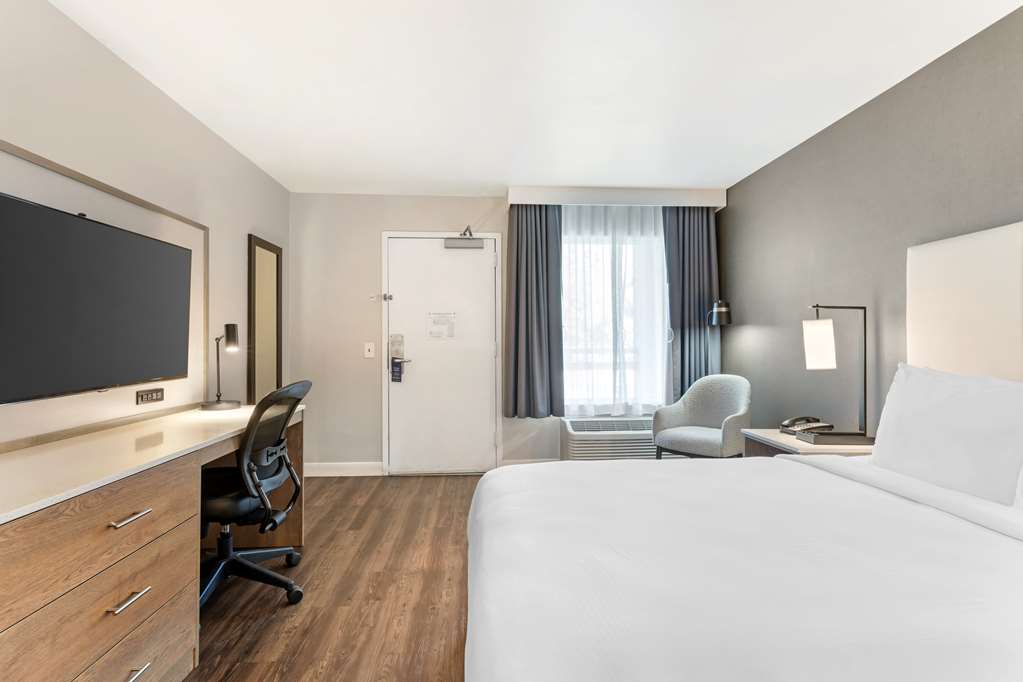 Фото Best Western Plus Rancho Cordova Inn