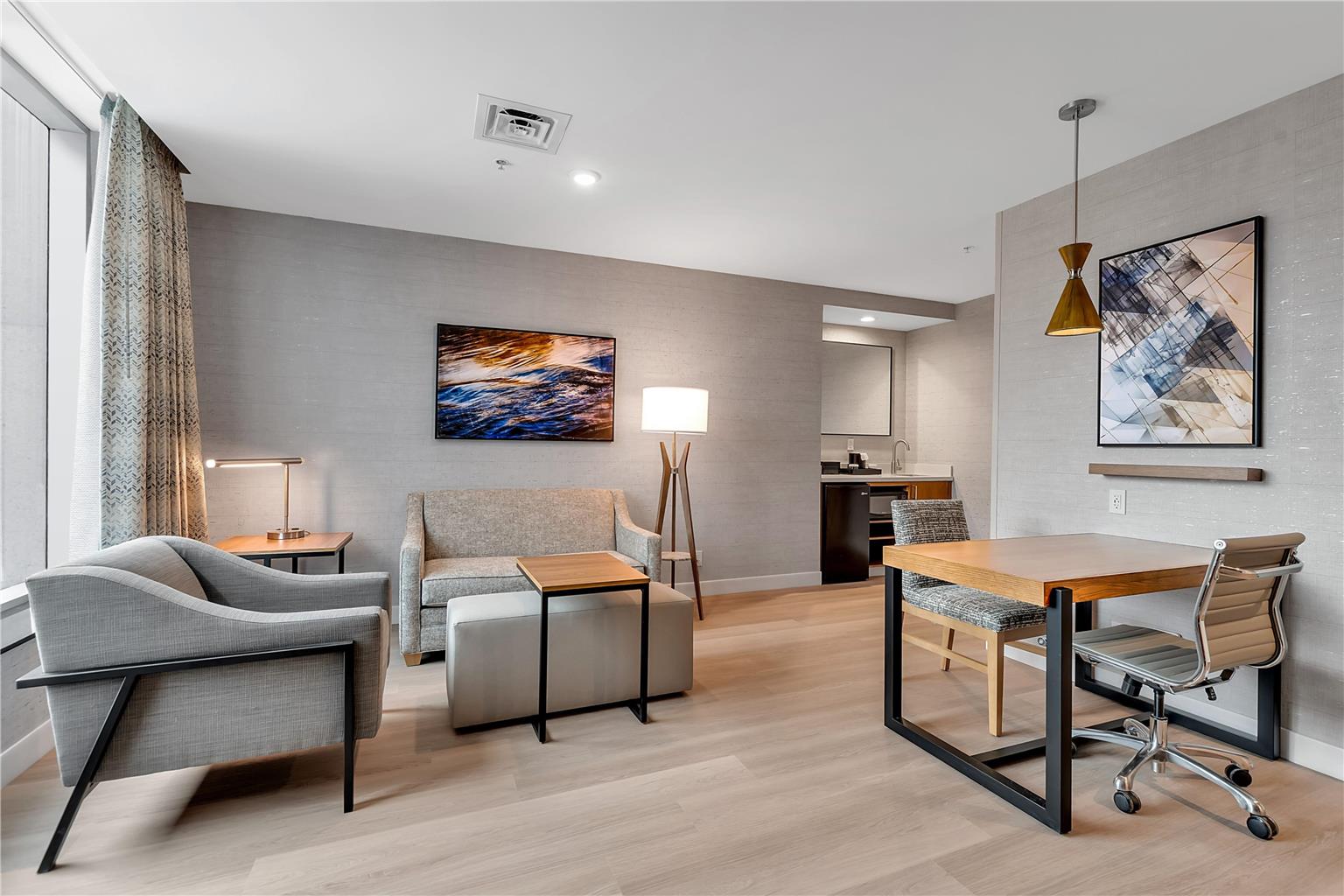 Фото Embassy Suites Buffalo