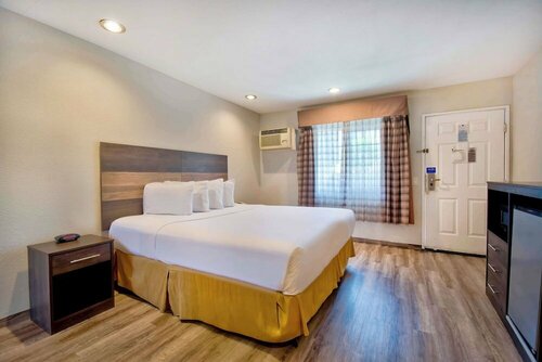 Гостиница Studio 6 Rosemead, Ca – Pasadena в Розмиде