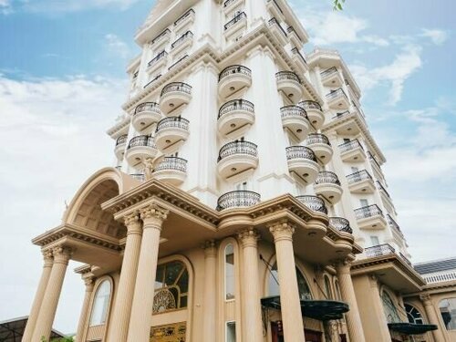 Гостиница Manh Quan Luxury Hotel в Виньйене