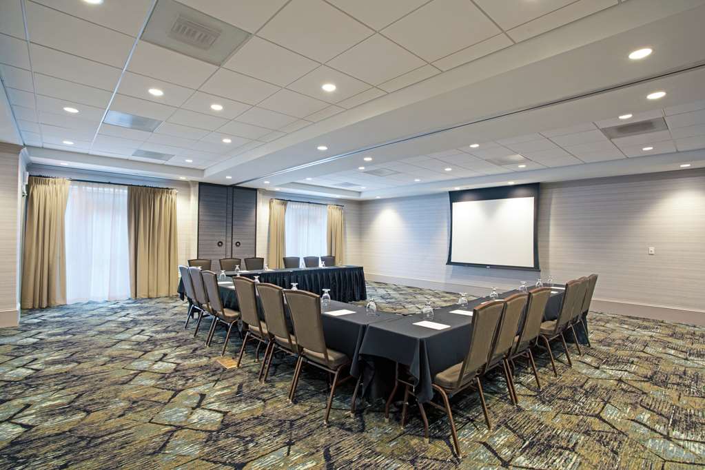 Фото Homewood Suites by Hilton Albany