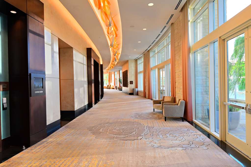 Фото Hilton Dallas/Plano Granite Park