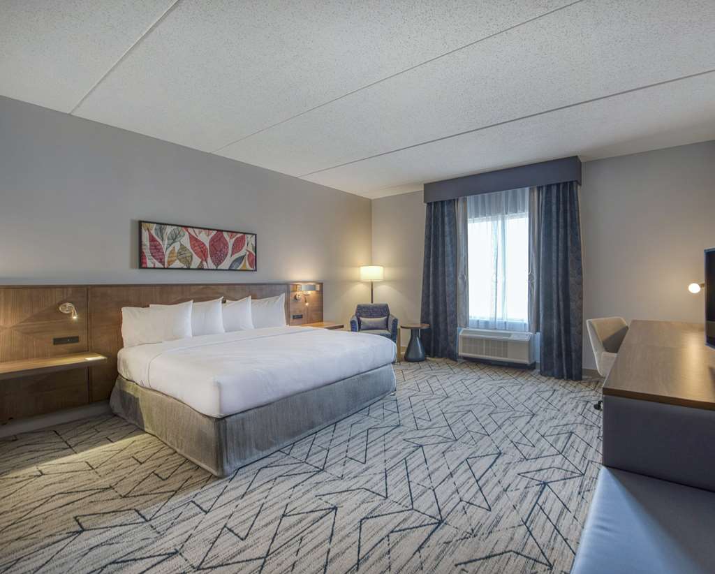 Фото Hilton Garden Inn Raleigh-Cary