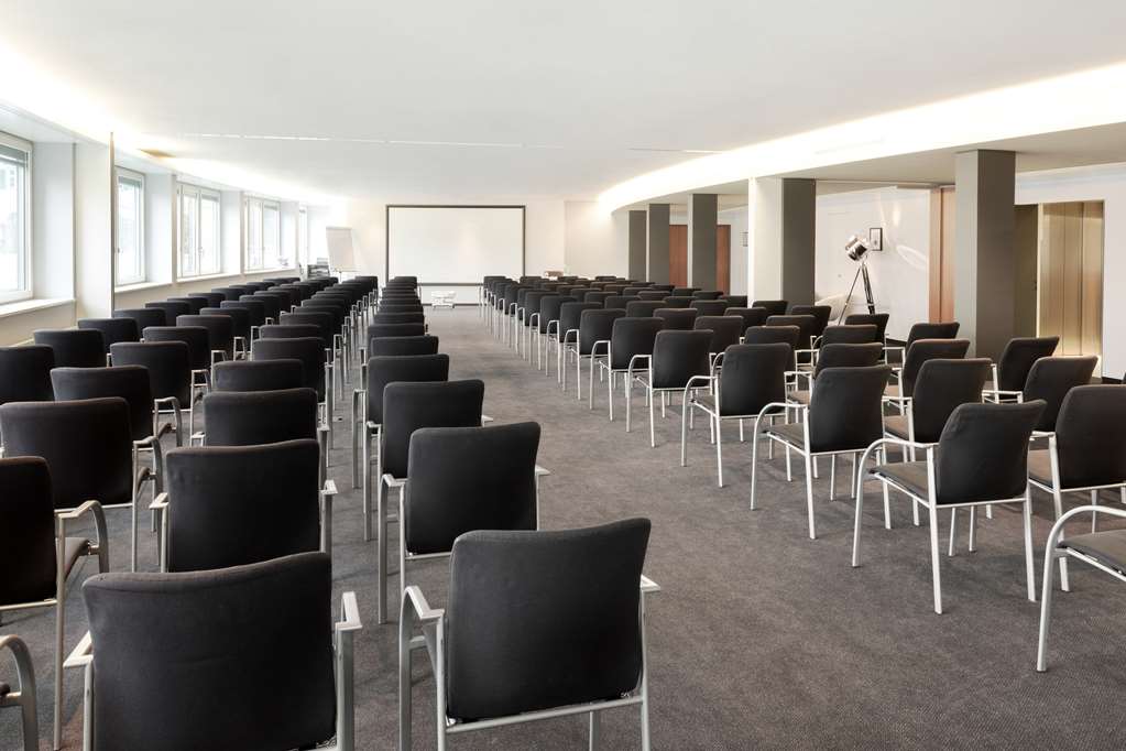 Фото Radisson Blu Hotel, St. Gallen