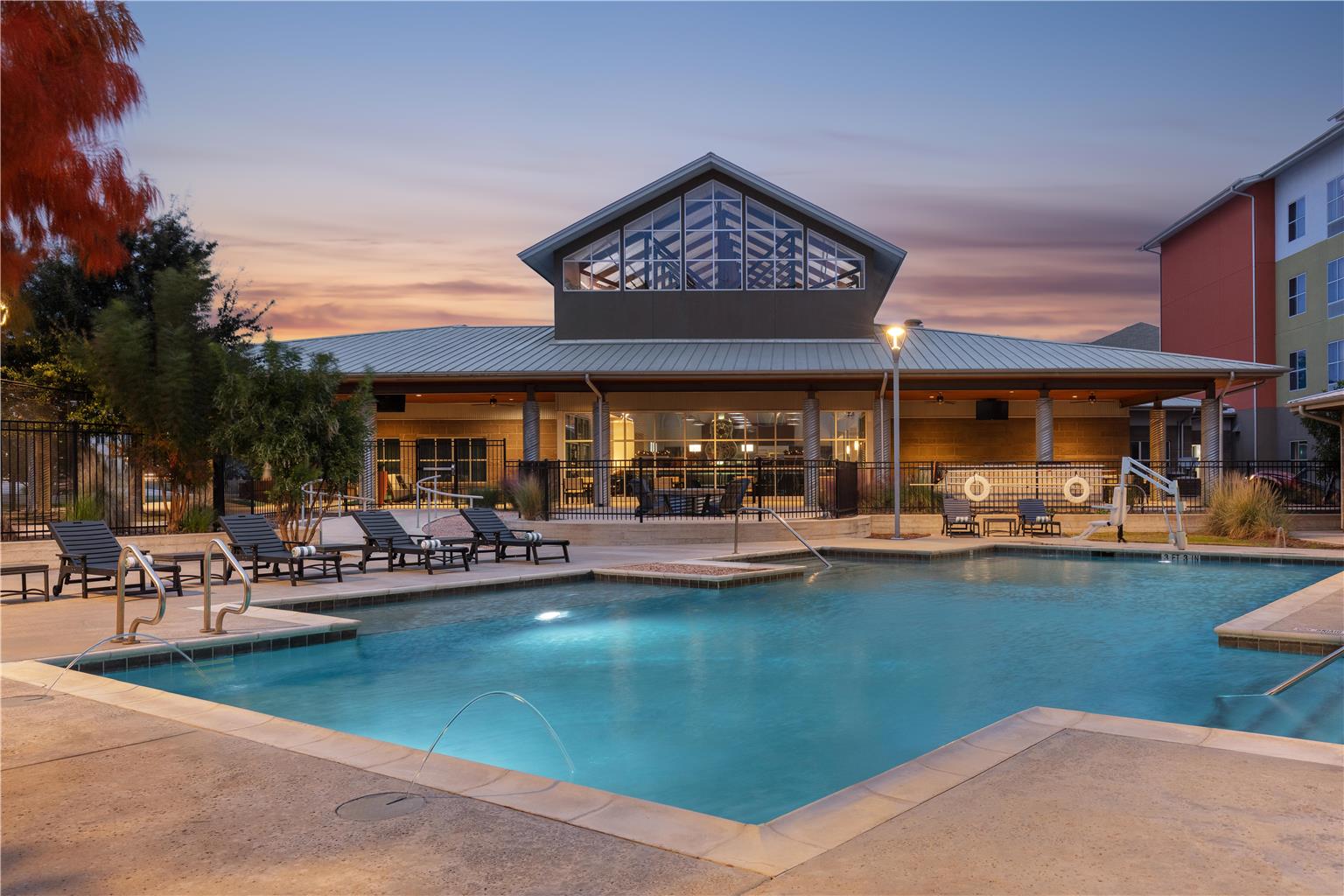 Фото Homewood Suites by Hilton TechRidge Parmer @ I-35